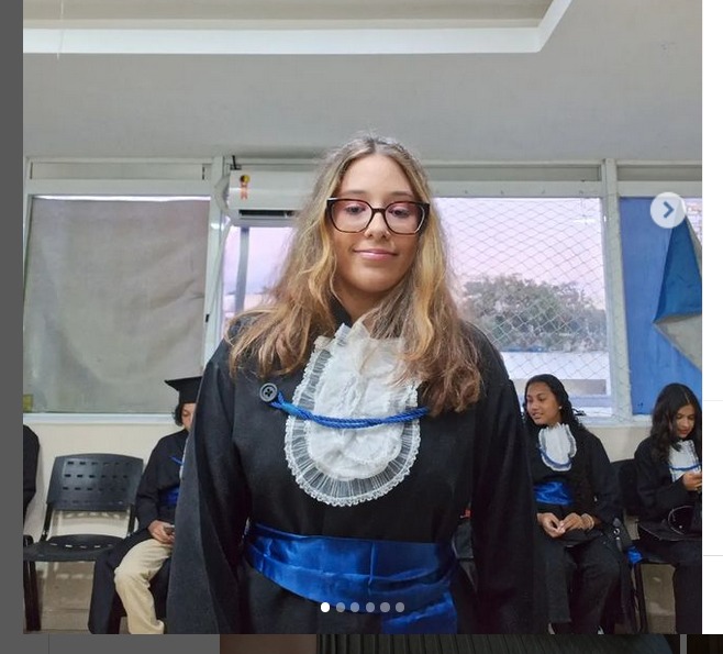 Júlia Fernandes Mendes na formatura — Barra da Tijuca, RJ